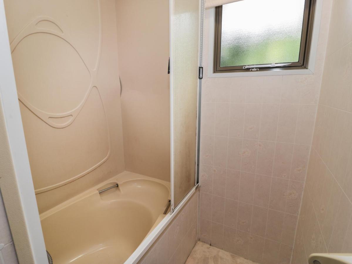 Fron Dderw Caravan Holyhead Exterior photo